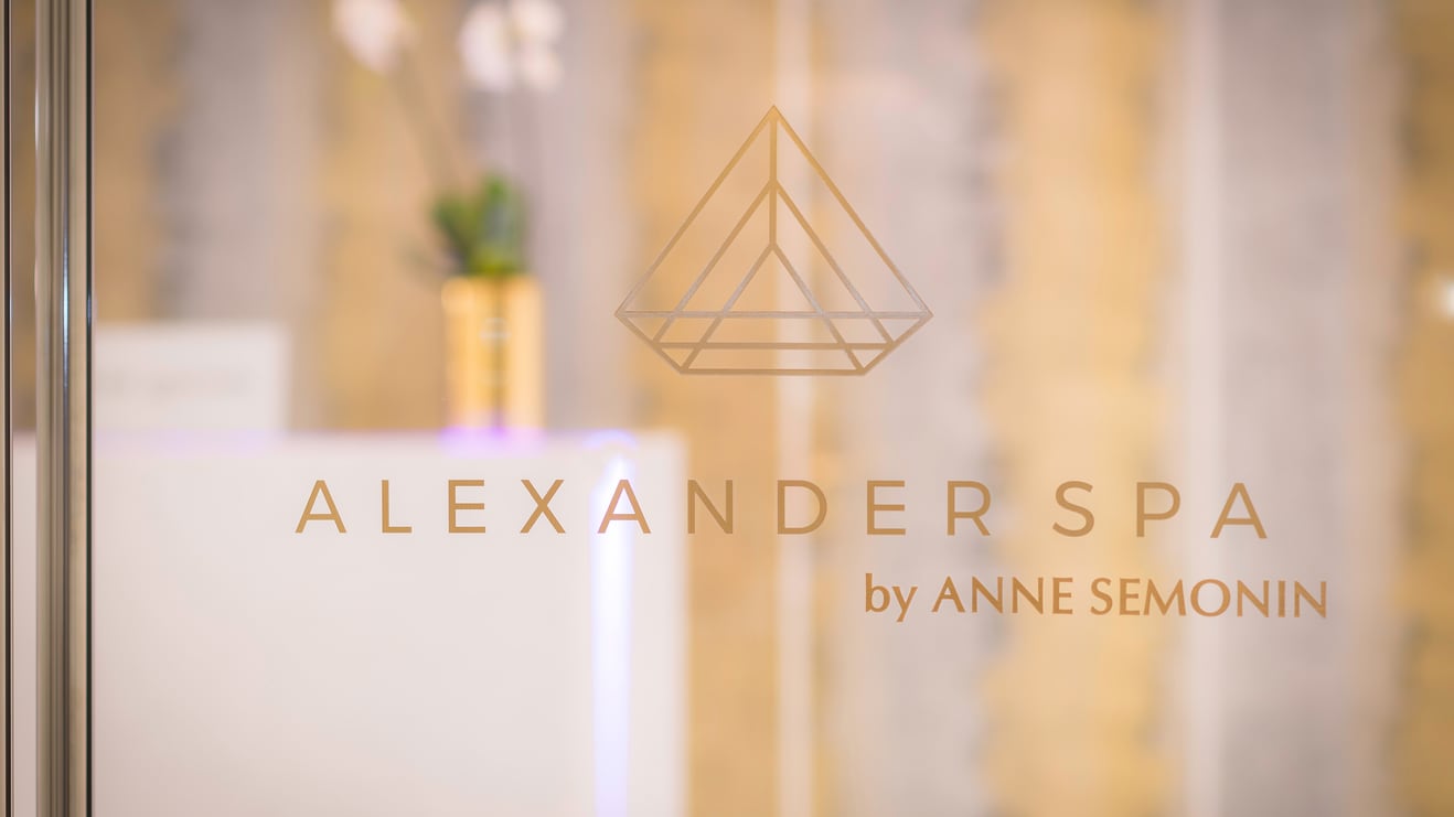 Alexander SPA By Anne Semonin