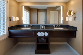 Two Bedroom Presidential Suite - Double/Double Bathroom