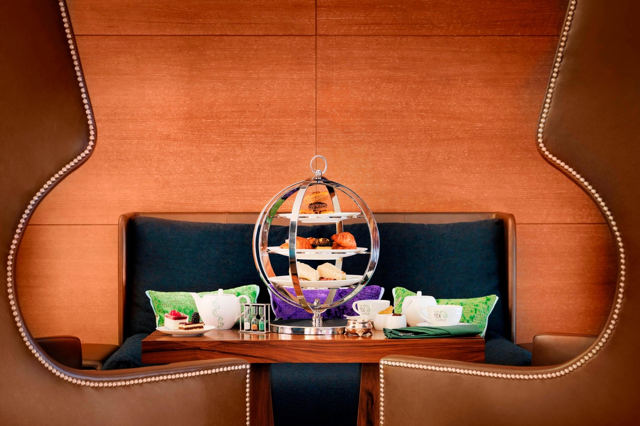 Baku hotel tea lounge