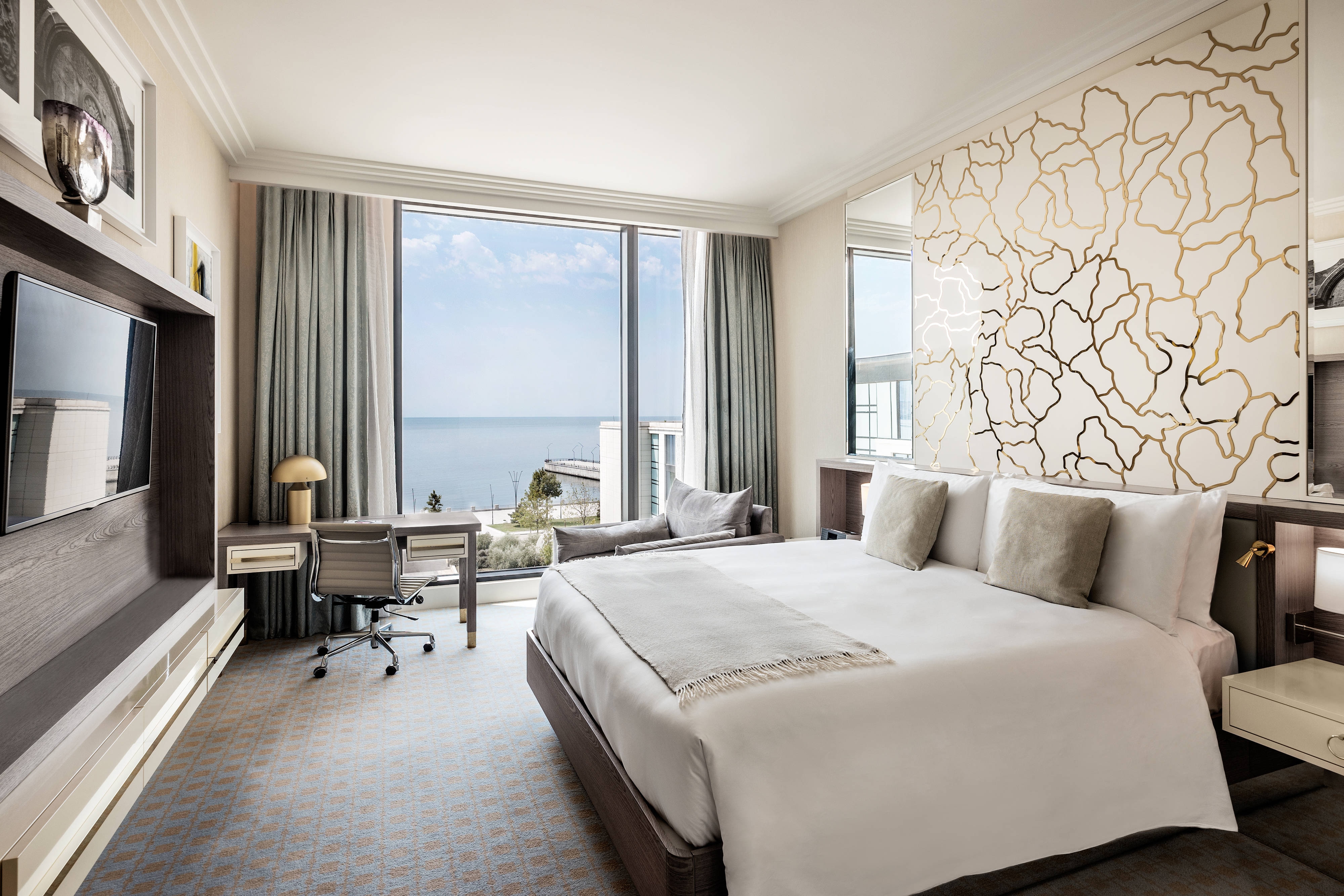 King Club Sea View Guest Room