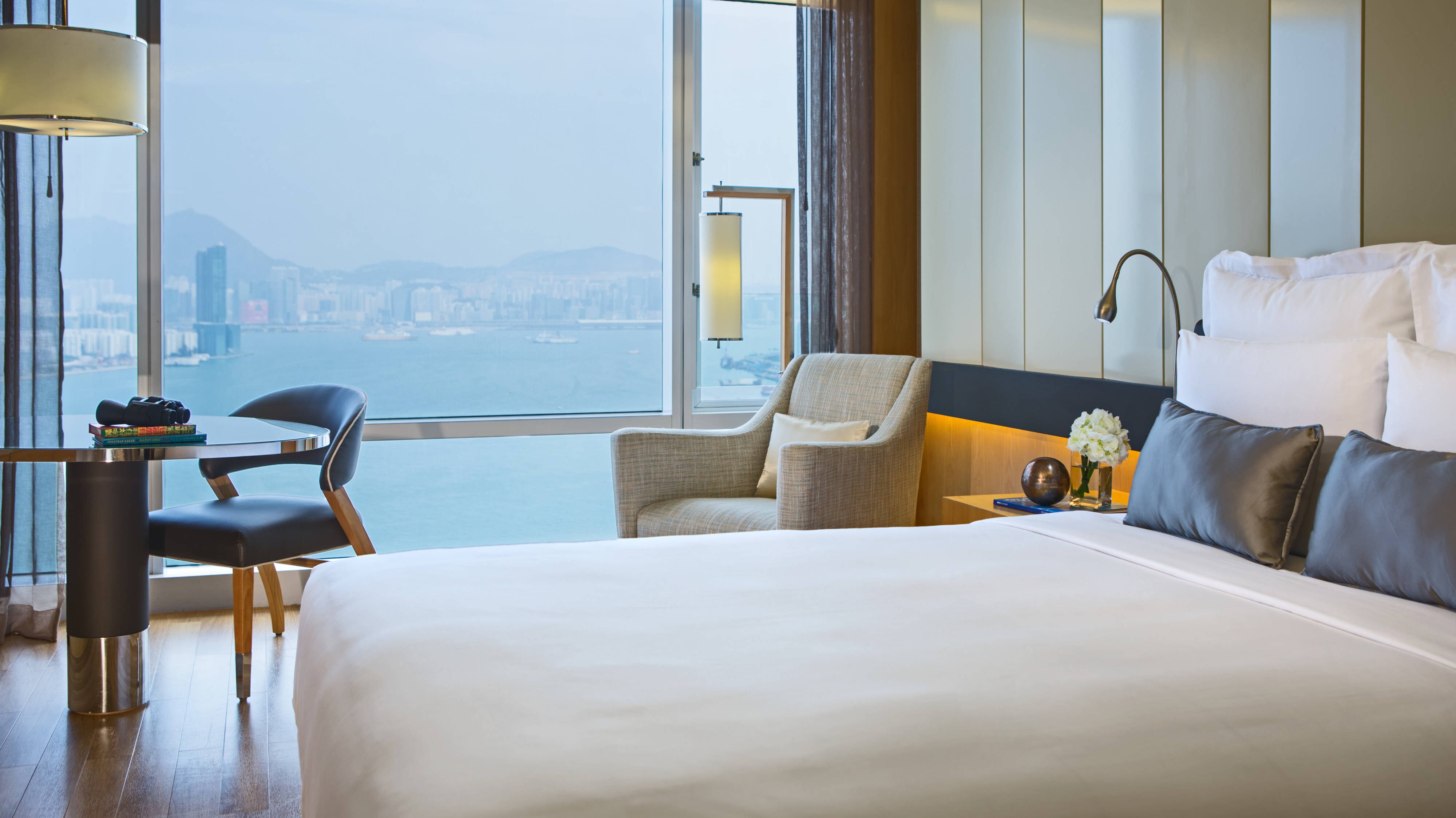 Wan Chai Hong Kong Hotels | Renaissance Hong Kong Harbour View Hotel