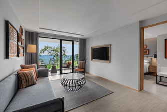 Ocean View Suite - Living Room