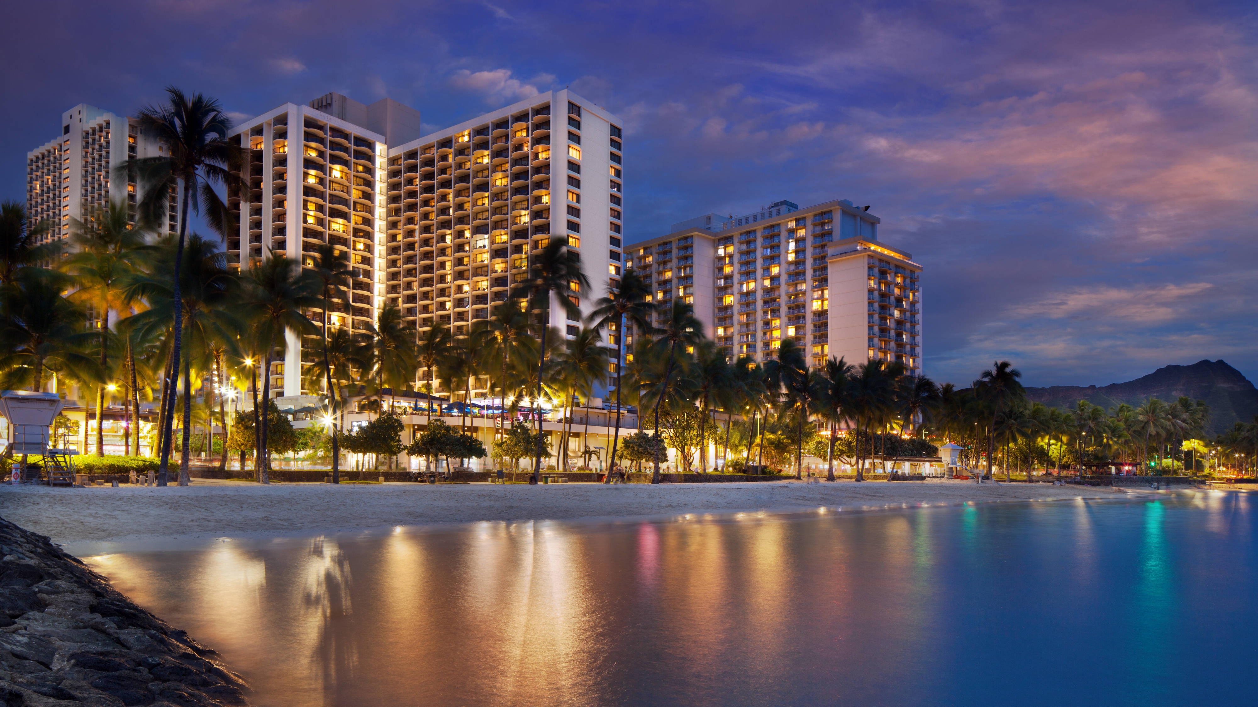 Hotel in Waikiki, Honolulu | Waikiki Beach Marriott Resort