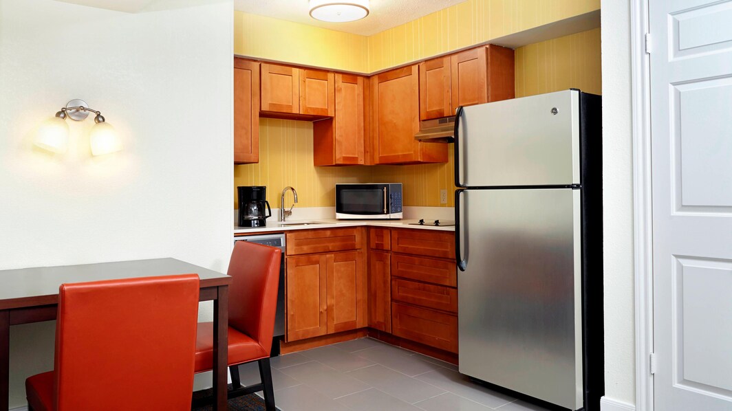 Houston Galleria Suites with Kitchens