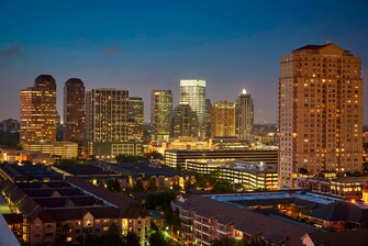 Habitación con vista a la ciudad de Houston