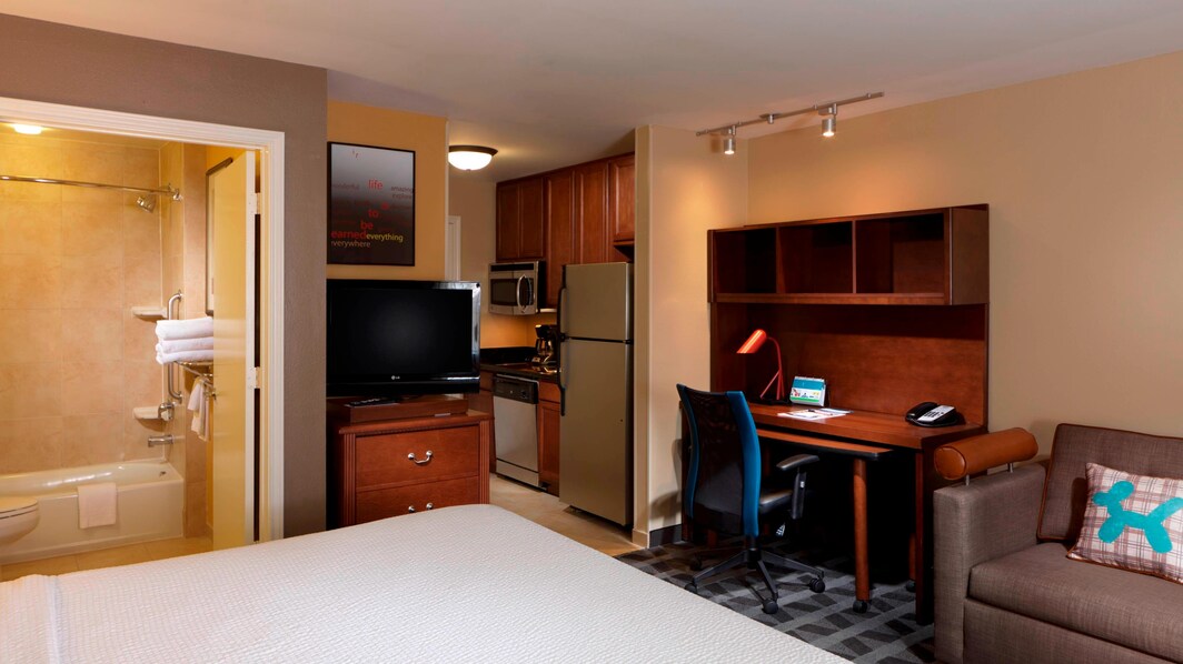 Extended stay suite in Houston Texas