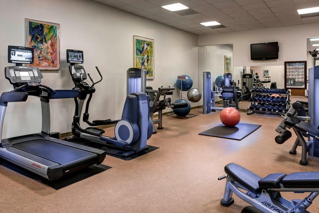 Houston Hotel with Fitness Center