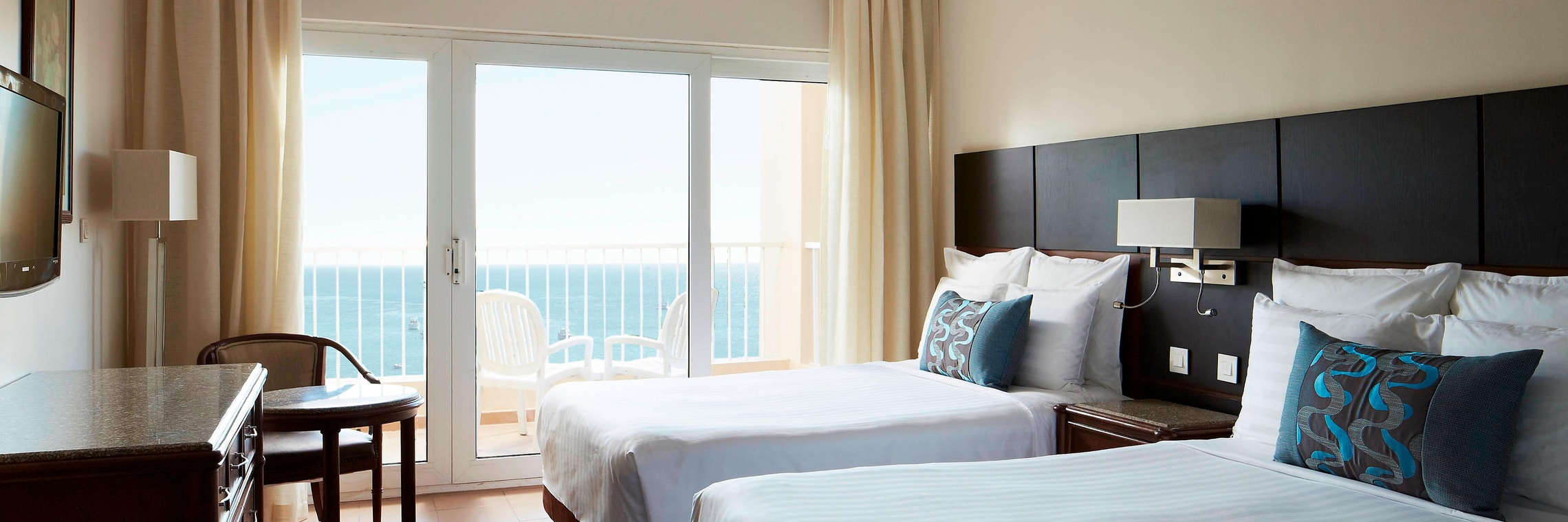 Double/Double Guest Room - Sea View