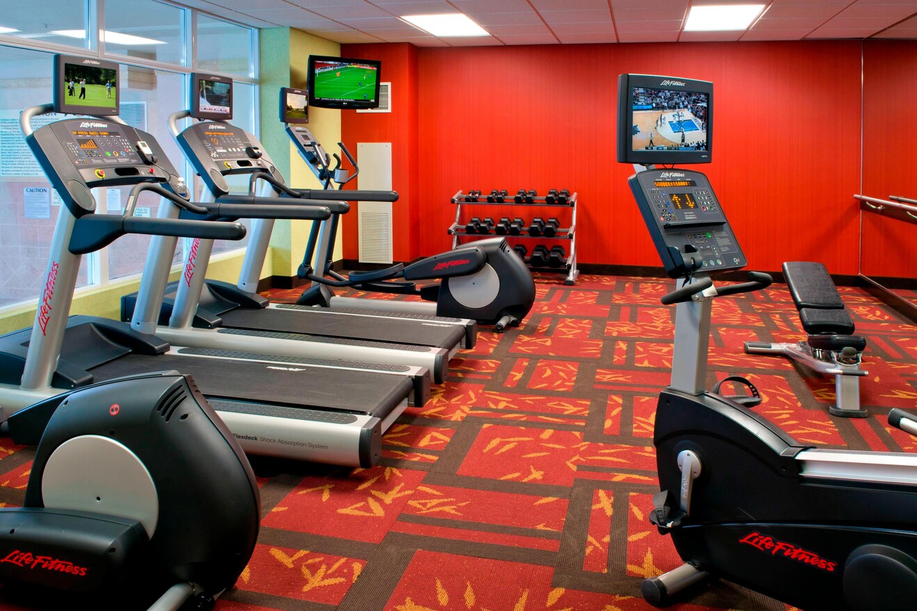 Niagara Falls hotel fitness center