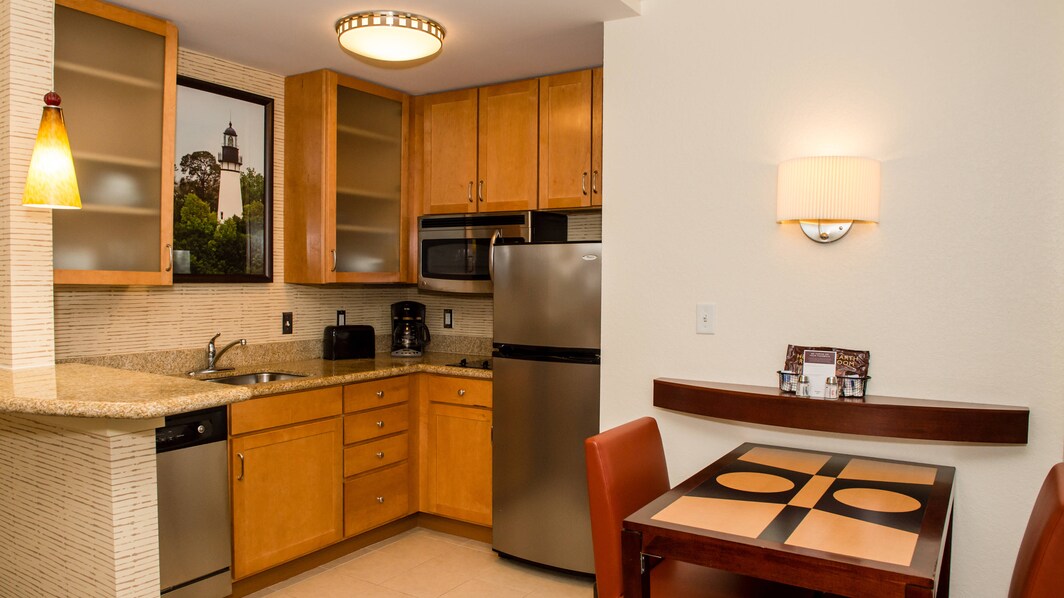 One-Bedroom Suite - Kitchen and Dining Area