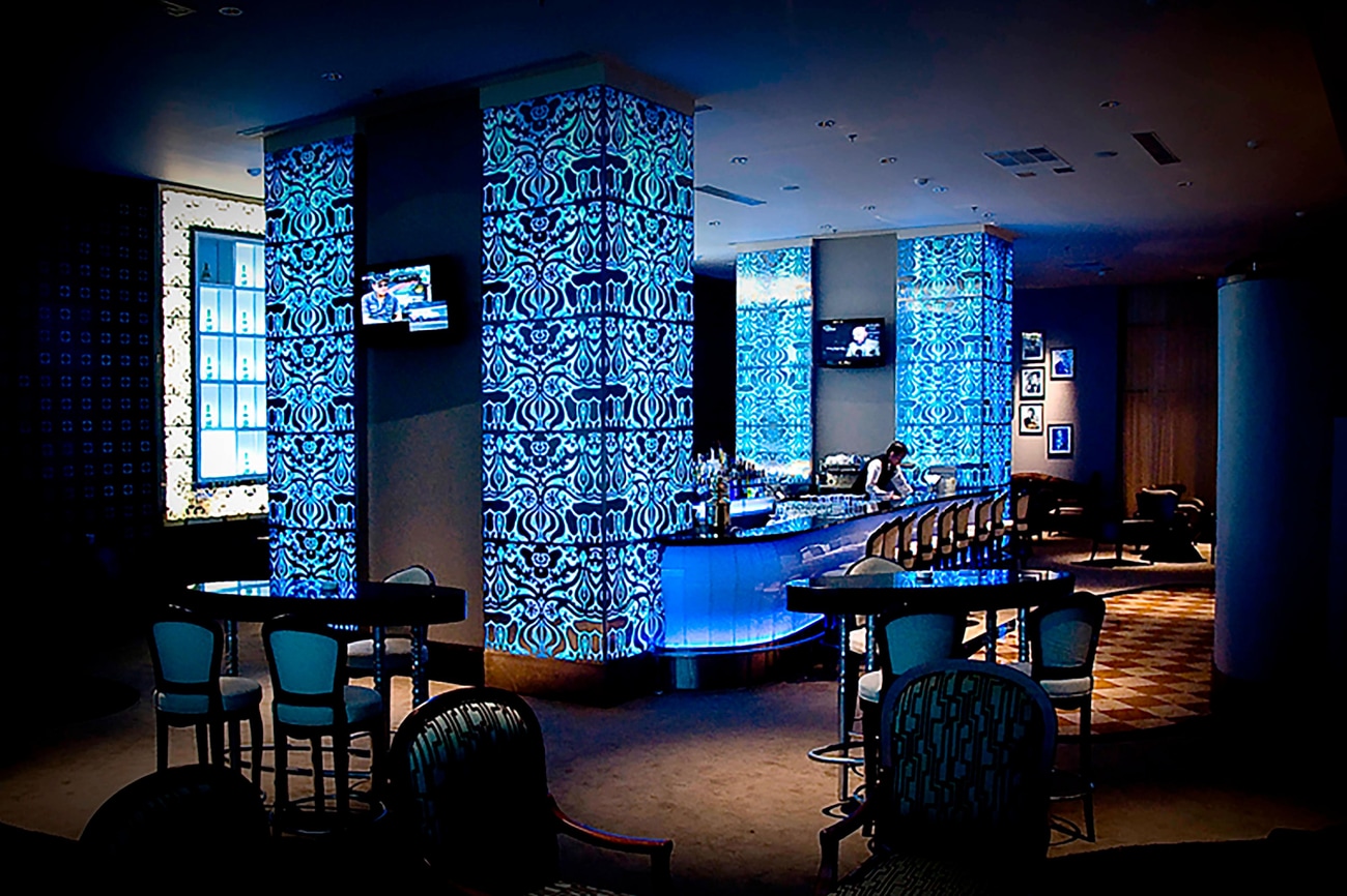 Blu Martini Lounge