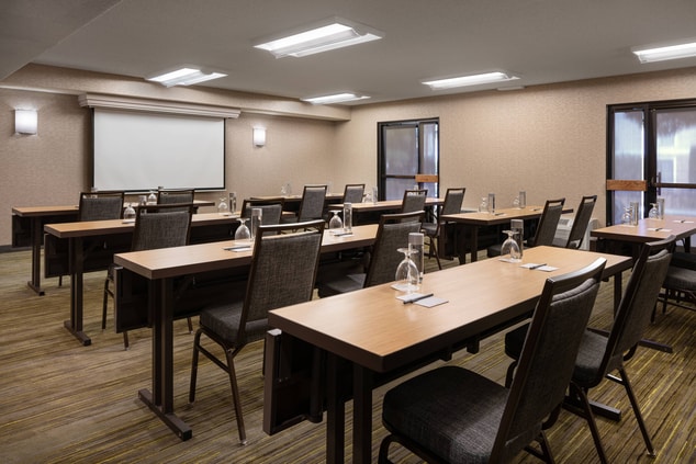 Meeting Room - Classroom
