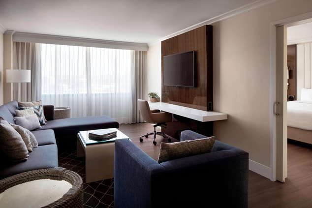King Executive Suite Living Area
