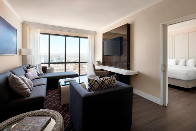 Penthouse King Executive Suite Living Area