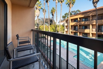 Poolside Guest Room - Balcony