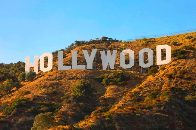 Надпись «Голливуд»