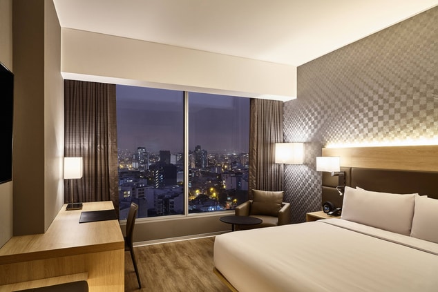 King Deluxe Guest Room - City View
