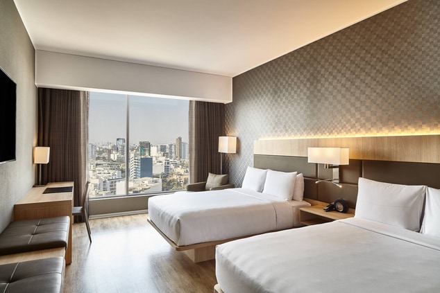 Double/Double Deluxe Guest Room - City View