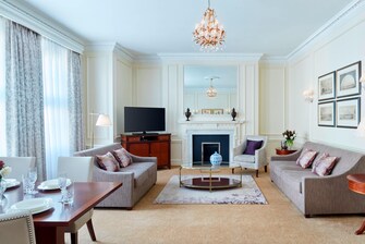 Deluxe One-Bedroom Suite - Living Area