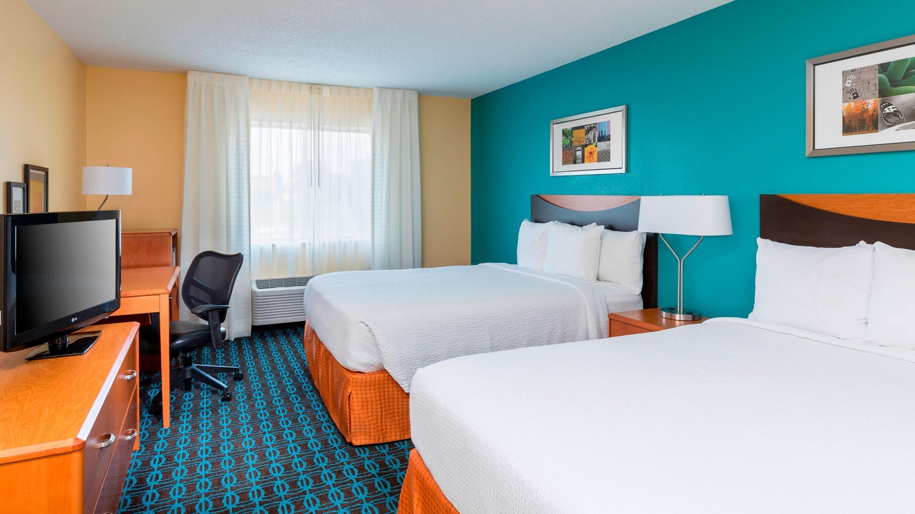 Hotels Near Arrowhead Stadium | Fairfield Inn & Suites Kansas City Lee's  Summit