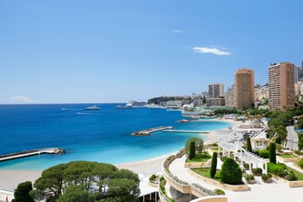 Chambre, vue sur Monaco et la mer