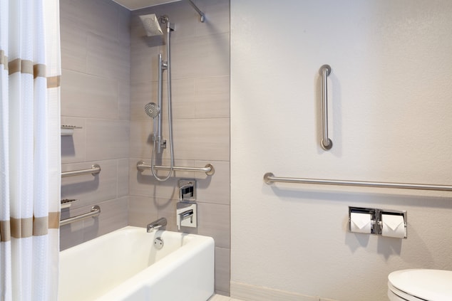Accessible Bathroom - Bathtub&Shower