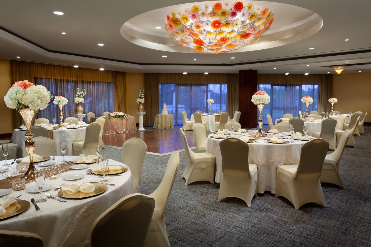 Capri Ballroom - Wedding Reception Setup