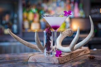 Antler's Lounge – hausgemachter Castle Martini