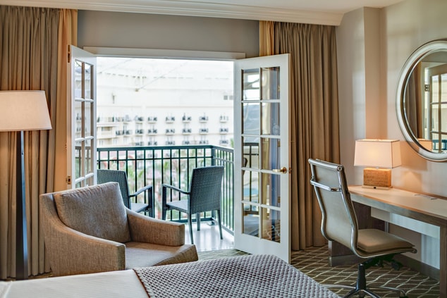 Our rooms offer king-size beds and furnished balconies overlooking lush indoor gardens. We also offer high-speed Wi-Fi and smart TVs designed to meet your high-tech lifestyle.