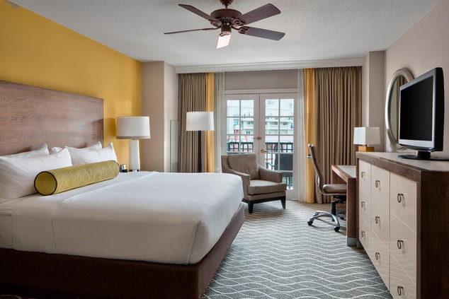 From the balcony of our atrium-view rooms, you can take in the breathtaking views of our lush and enchanted surroundings. Accommodations also include décor reminiscent of our Kissimmee location.