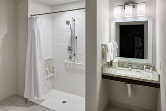 Barrierefreies Badezimmer – rollstuhlgängige Dusche