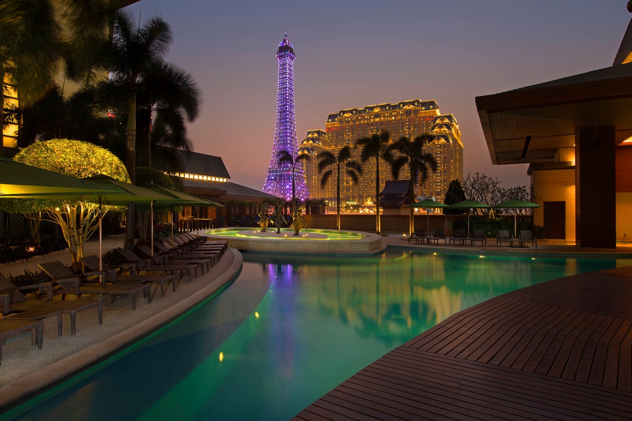 Sala Pool with Eiffel Tower