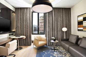 Atelier Suite - Living Room