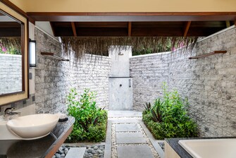 Cottage mit Außengarten – angeschlossenes Bad