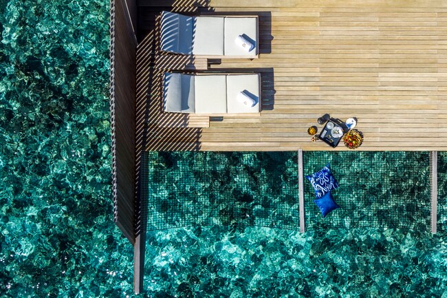 Villa sur pilotis avec piscine, image d’ambiance