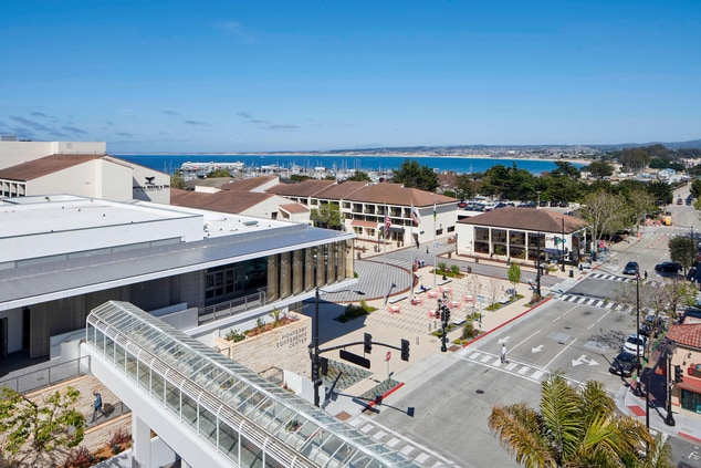 Monterey Conference Center & Monterey Marriott - Skybridge Connection