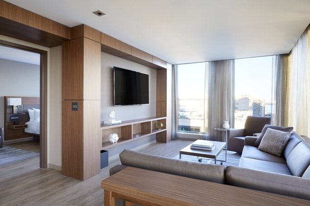 King Executive Corner Suite - Living Area