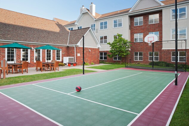 Sport Court w/ Basketball Hoop & Volleyball Net