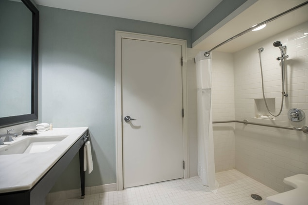 Banheiro para deficientes – Chuveiro para cadeira de rodas