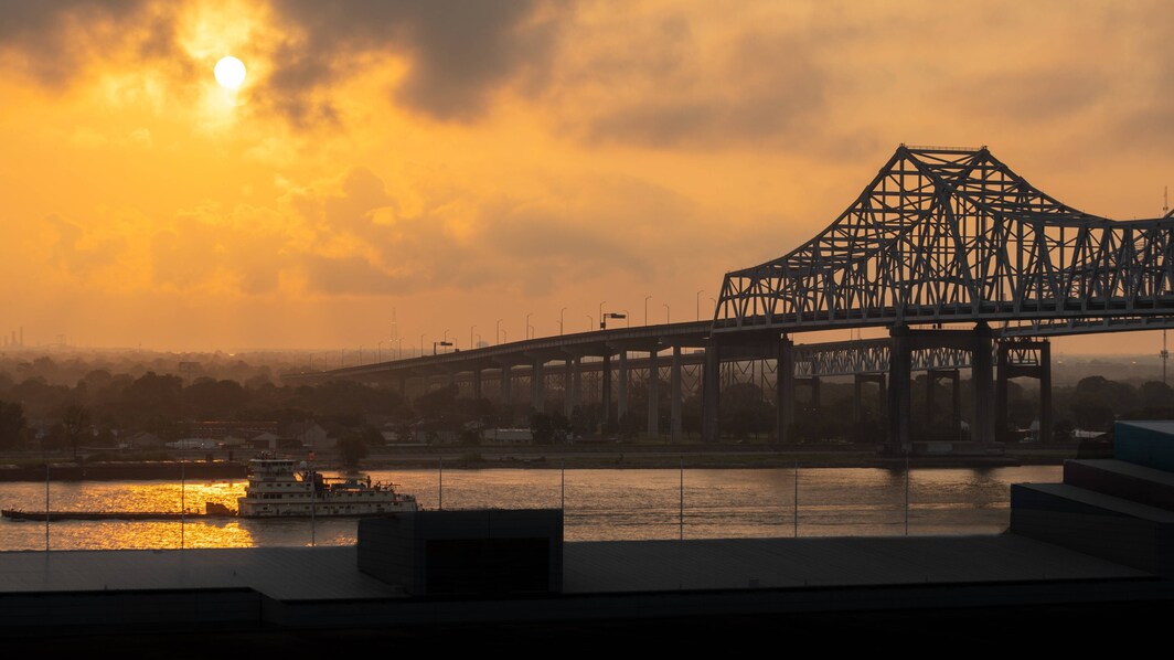 Vista para a ponte do rio Mississippi
