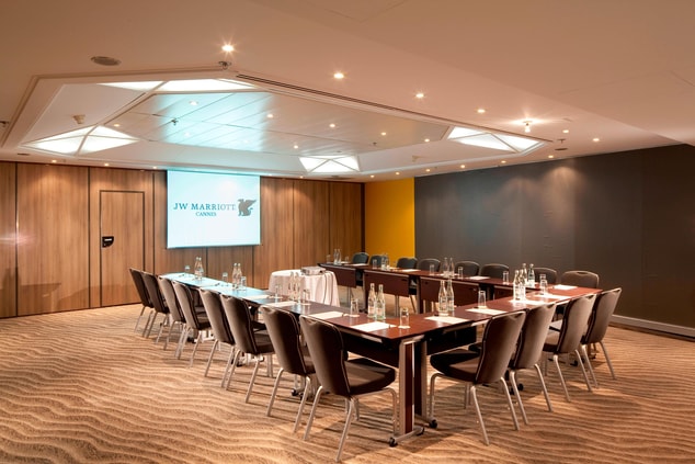 Cannes conference hotel meeting rooms