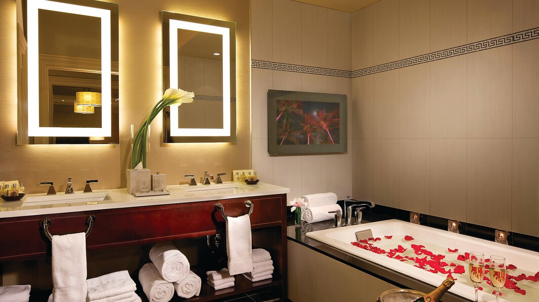 Ванная комната люкса в отеле на Таймс-сквер