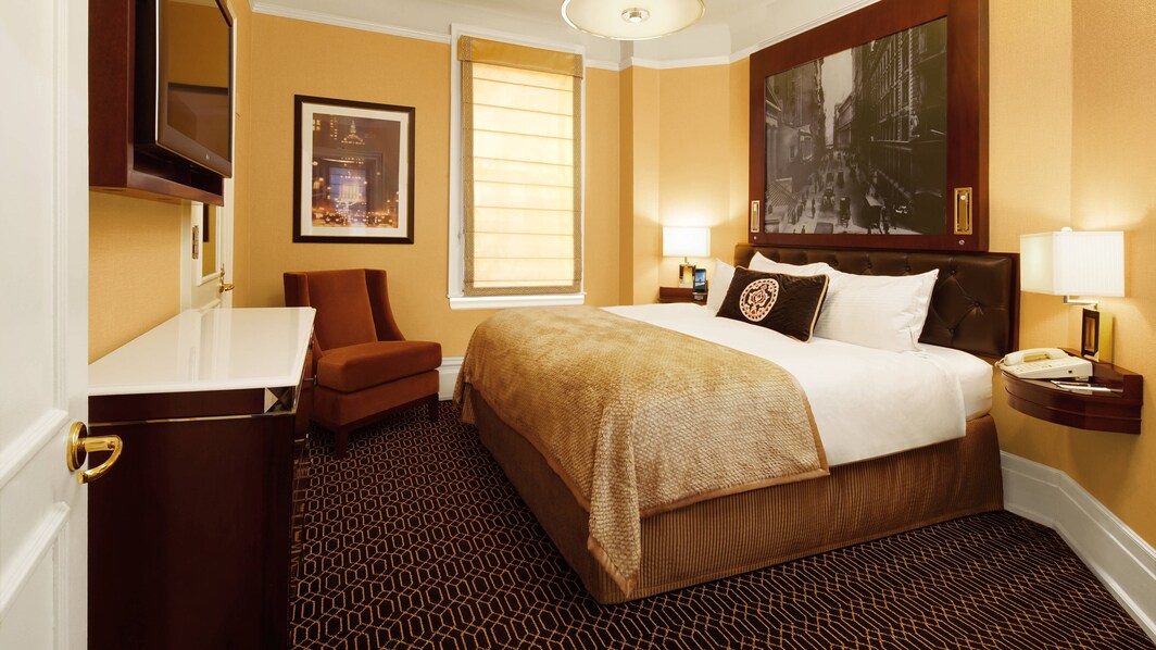 Спальня люкса в отеле в Мидтауне, Манхэттен