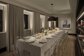 Penthouse Speiseraum – Bestuhlung für ein Abendessen