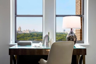 Central Park Suite – Schreibtisch