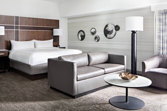 Suite Deluxe con cama King - Dormitorio