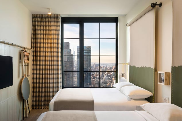 Double/Double Guest Room - City View