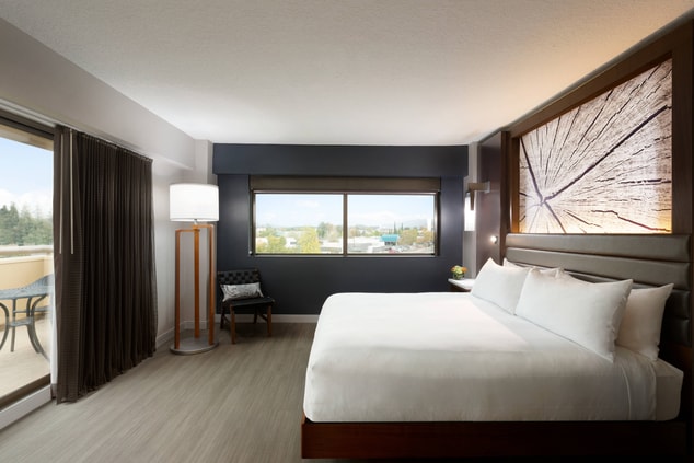 One-BedroomSuite - King Bedroom