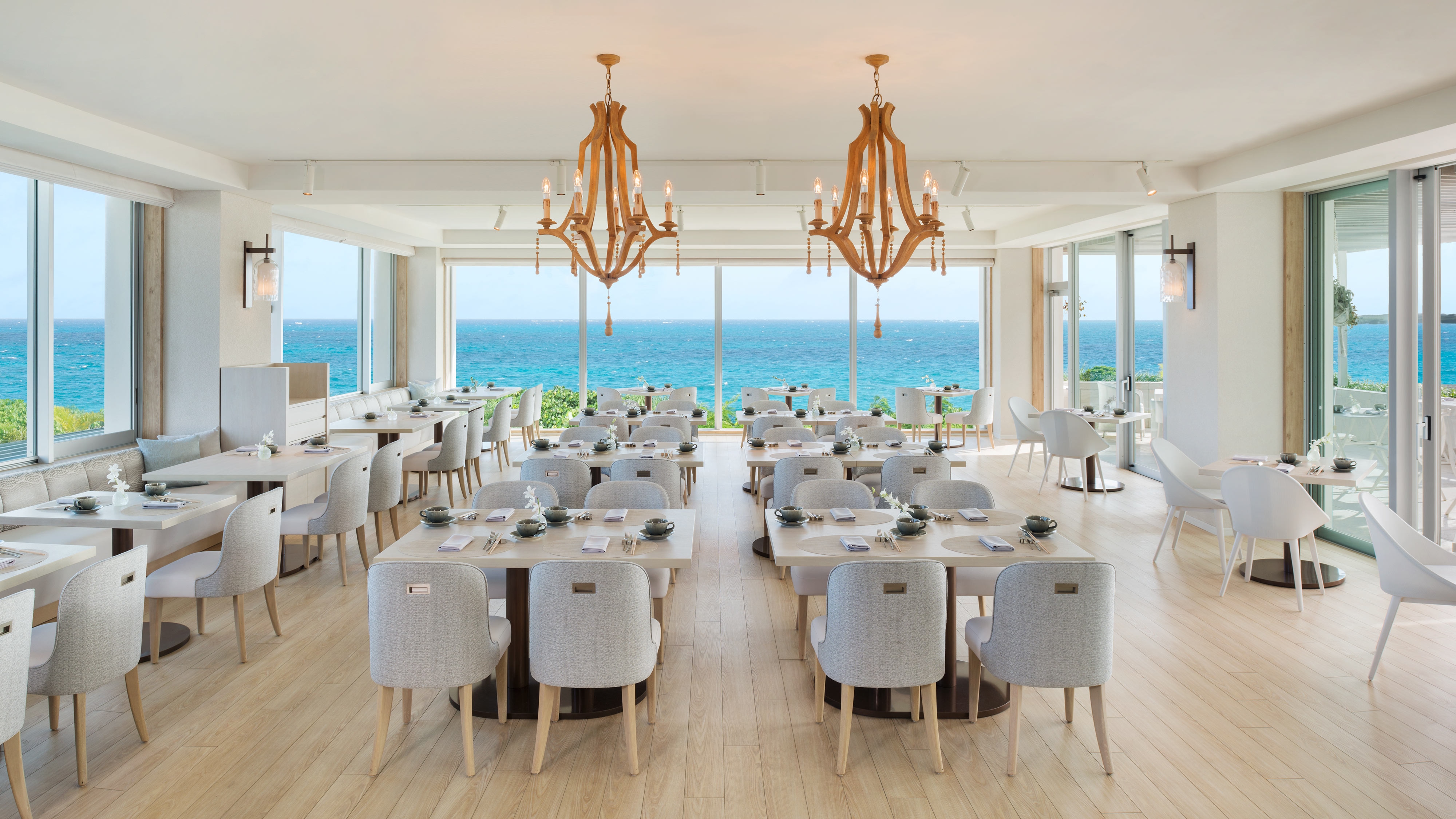Dining Experience at Restaurant "TIN'IN"