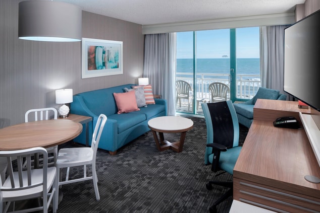 Oceanfront Double/Double Suite - Living Room